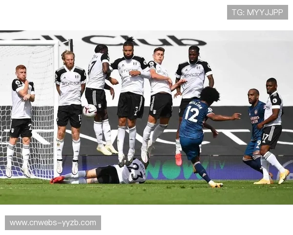 诺丁汉森林客场挑战富勒姆，防守反击战术对阵进攻火力点