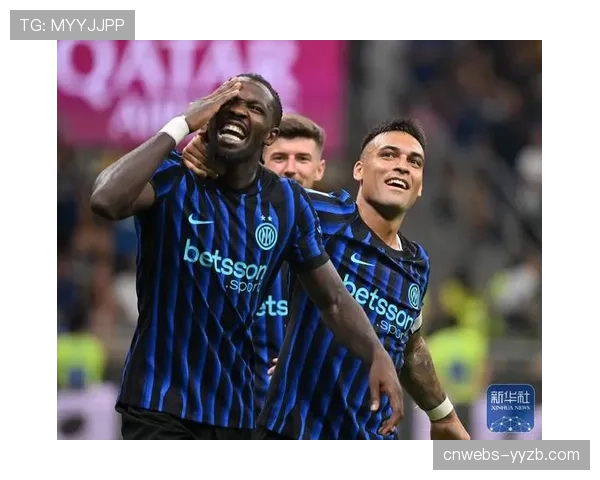 国际米兰全队抵达马德里,西蒙尼出席赛前新闻发布会 国际米兰全队抵达马德里,西蒙尼出席赛前新闻发布会